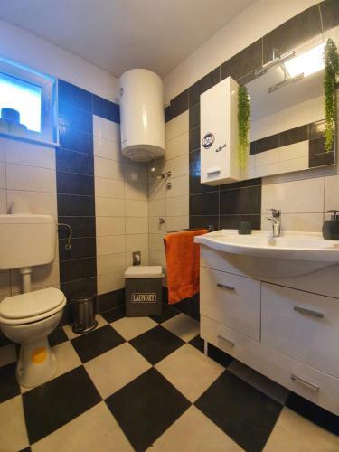 Sunset Apartment In Pako?tane