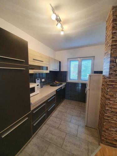 Sunset Apartment In Pako?tane
