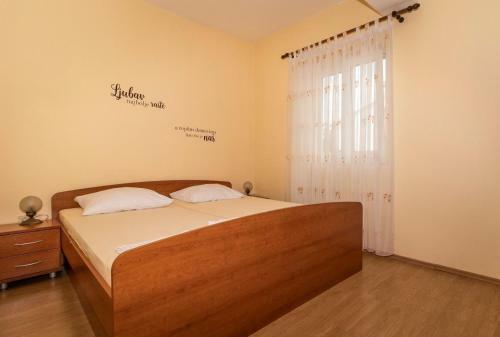 Apartmani Mira