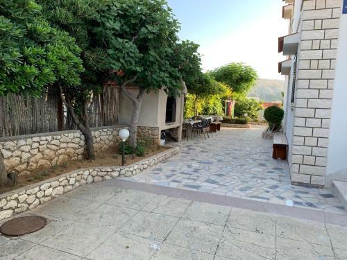 Apartmani Mira