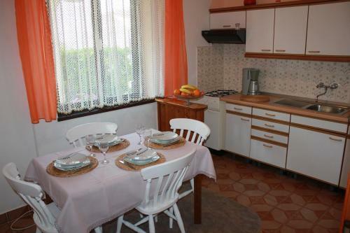 Apartments Paulin Pag