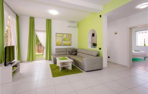 Studio Apartment In Medulin