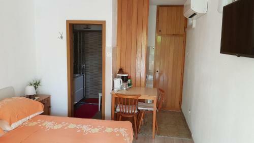 Apartments Ana
