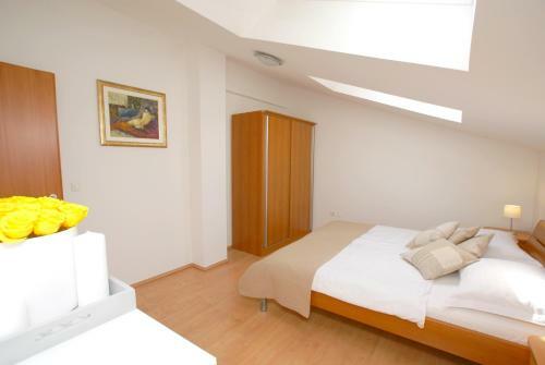 Apartments Buneta