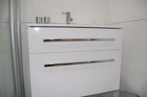 Studio Apartment For 2 Adults And 1 Child