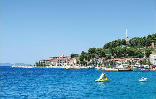 Nice Apartment In Podgora With Wifi And 1 Bedrooms