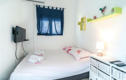 Nice Apartment In Podgora With Wifi And 1 Bedrooms