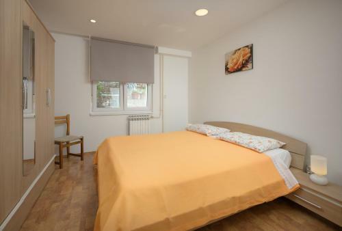 Apartment Tea
