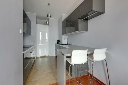 Venti Apartments - Sea Towers Sea View