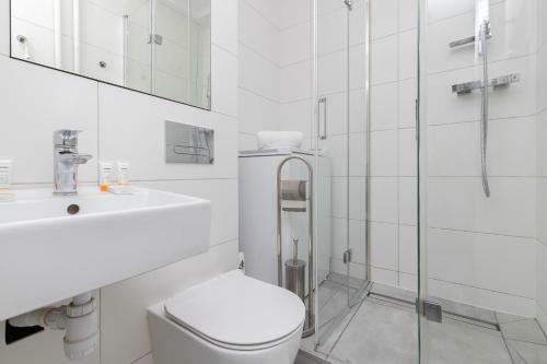 Central Park Apartment Gdynia By Renters