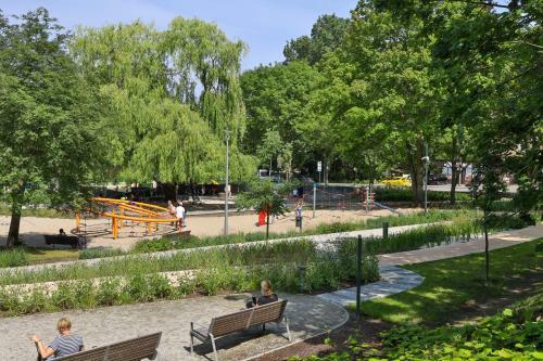 Central Park Apartment Gdynia By Renters