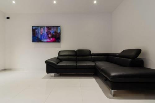 Ezra Luxury Apartments
