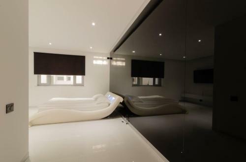 Ezra Luxury Apartments