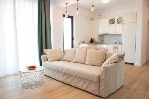 Apartment Summer Lamera