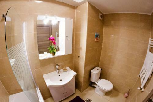 Orchid Superior Apartment Summerland
