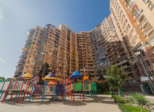 New Arcadia Glass Apartment