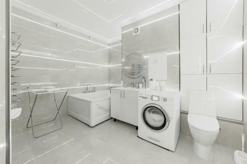 New Arcadia Glass Apartment