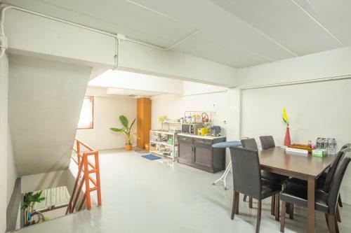 Hotel Oyo 723 Lamphun Hostel