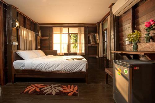 Boon Home Stay Art & Craft