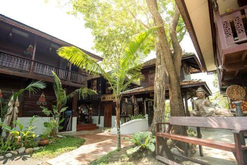 Boon Home Stay Art & Craft