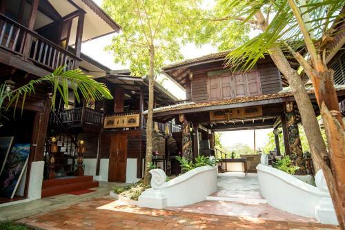 Boon Home Stay Art & Craft