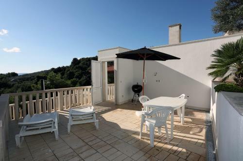Sea View Apartments