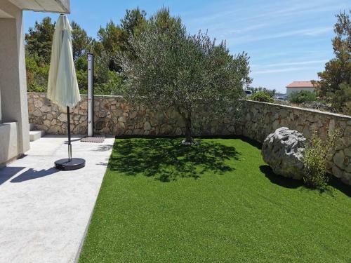 Olive Tree Apartment Ze?evo