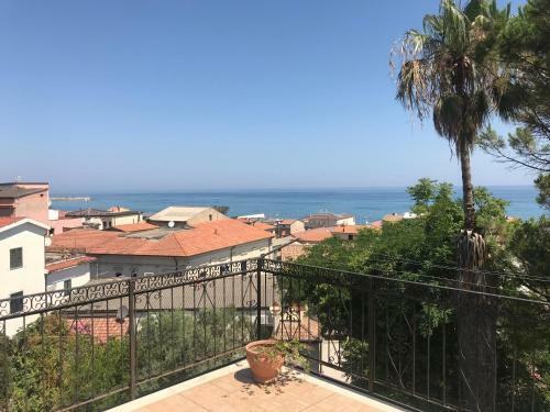 Hostal Gio Del Mar Con Vista Sullo Jonio