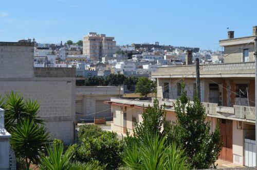 Hostal B&B Delfinia