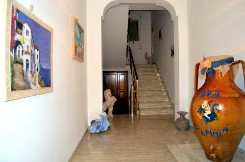 Hostal B&B Delfinia