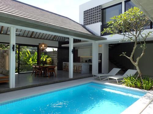 Villa Hujan 2
