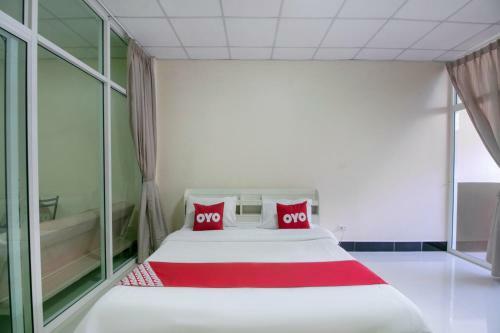 Oyo 75390 Sunee Place Hotel