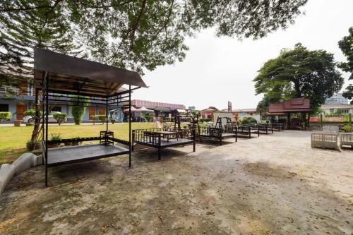 Hotel Oyo 75370 Saowanee Resort And Apartment