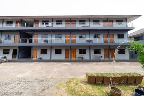 Hotel Oyo 75370 Saowanee Resort And Apartment