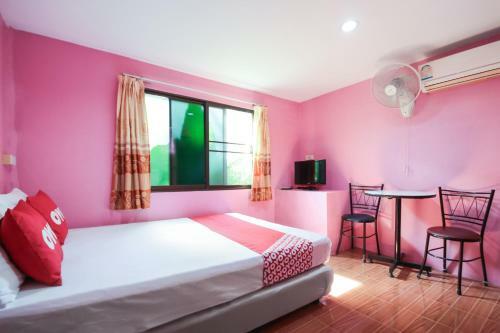Hotel Oyo 1163 Eden Hostel