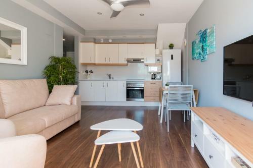 Apartamento Duplex Penthouse With Terrace. Beach-pool