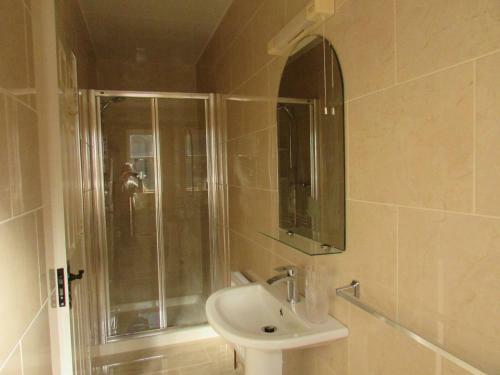 Hostal Watersedge Seaviews