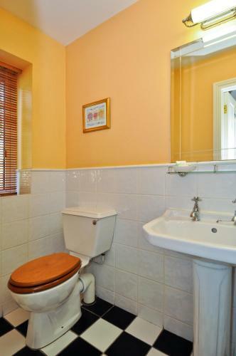 Bed & Breakfast Boffin Lodge Guest House