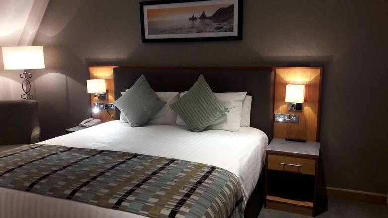 Westgrove Hotel