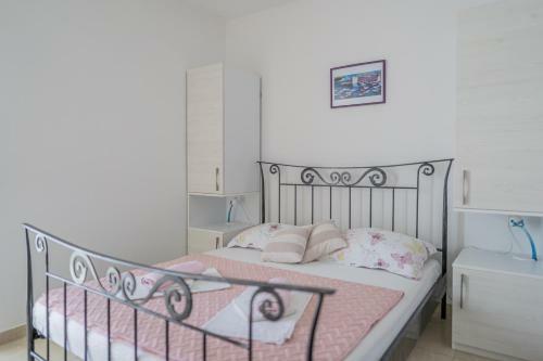 Hostal Guesthouse Kamarin