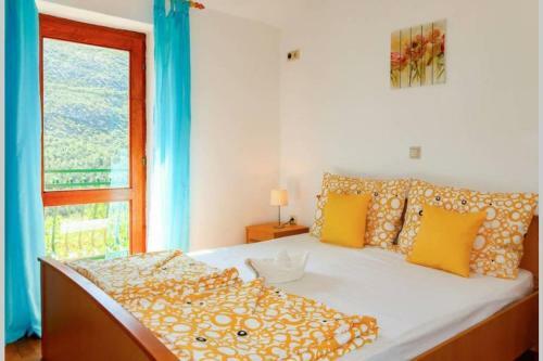 House Omis Podaspilje