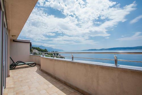 Larus-m Apartments
