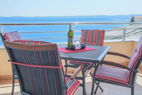 Larus-m Apartments