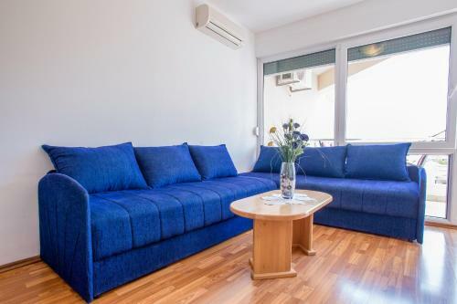 Larus-m Apartments