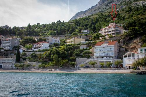 Larus-m Apartments