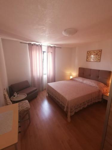 Apartmani Bartulovi?