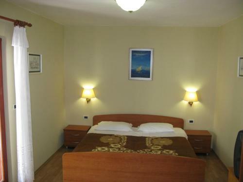 Hostal Apartments And Rooms Lan?a