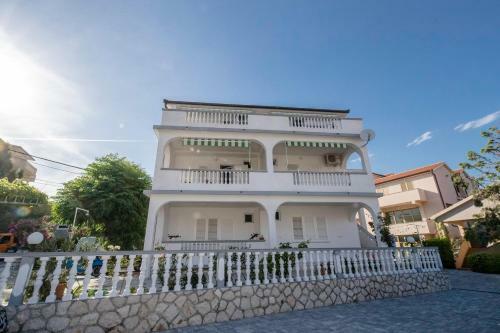 Apartmani Sanjin Tariba