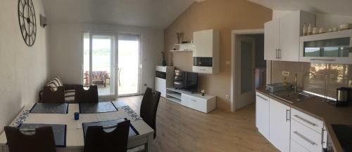 Hostal Apartments And Rooms Krstina