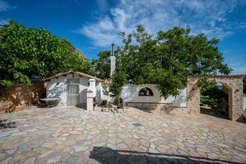 Villa Con Piscina Annarita Milazzo